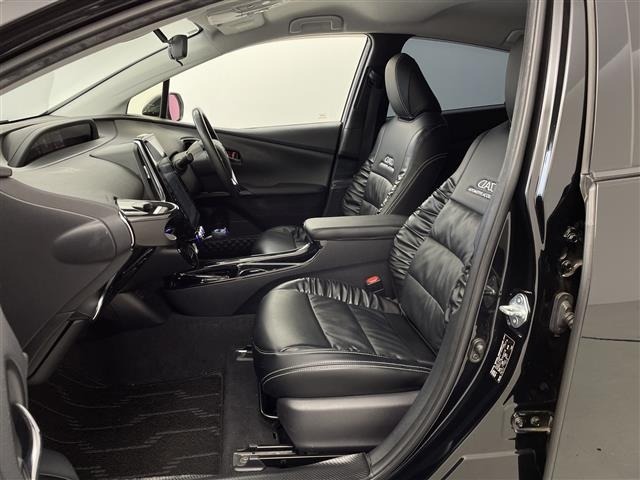 Toyota PRIUS PHV 2017 7595161-19