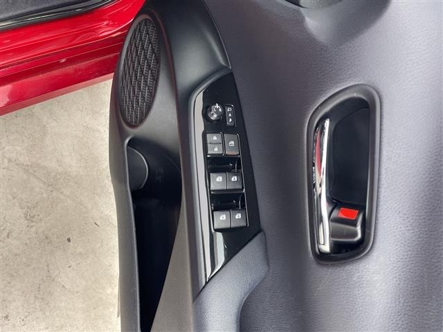 Toyota PRIUS PHV 2017 7595162-2