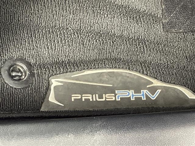 Toyota PRIUS PHV 2017 7595162-4