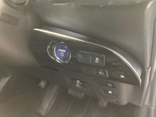 Toyota PRIUS PHV 2019 7595163-5