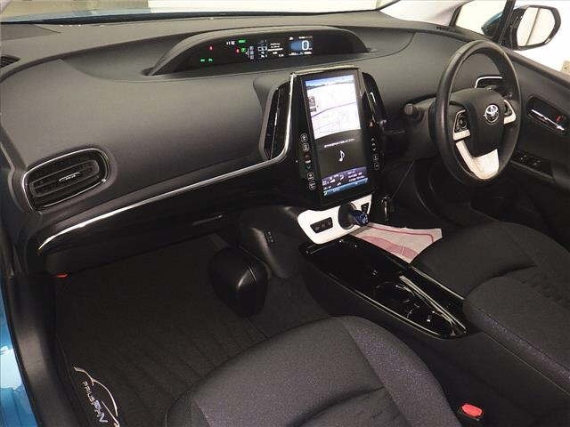 Toyota PRIUS PHV 2017 7595167-4
