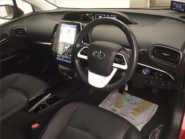 Toyota PRIUS PHV 2017 7595168-3