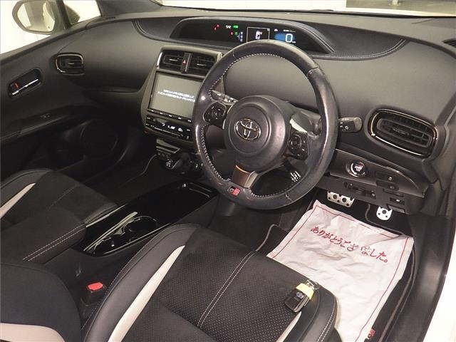 Toyota PRIUS PHV 2018 7595169-3