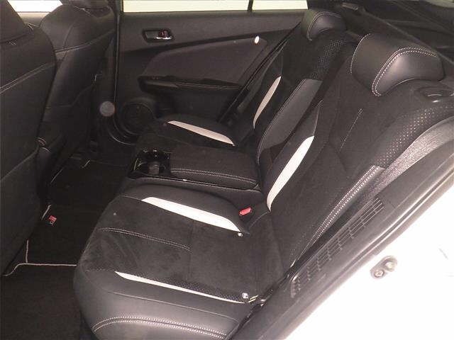 Toyota PRIUS PHV 2018 7595169-7