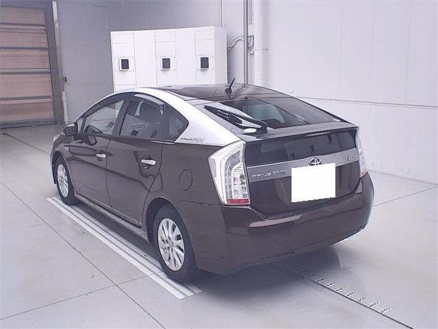 Toyota PRIUS PHV 2015 7595171-1