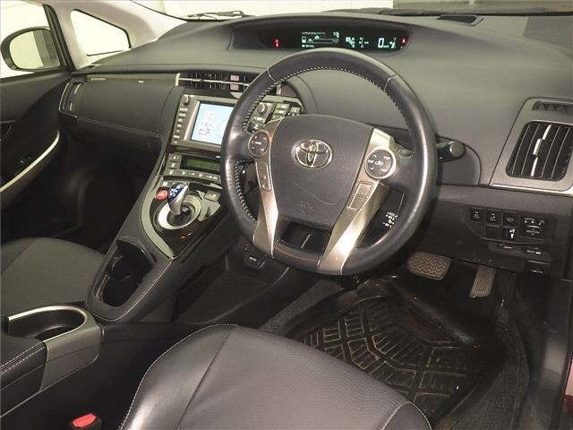 Toyota PRIUS PHV 2015 7595171-3