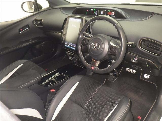 Toyota PRIUS PHV 2018 7595173-3