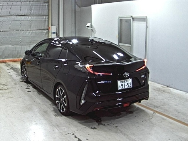 Toyota PRIUS PHV 2021 7595176-1