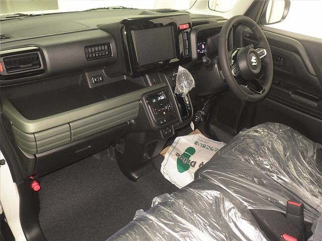 Suzuki SPACIA 2025 7581937-4