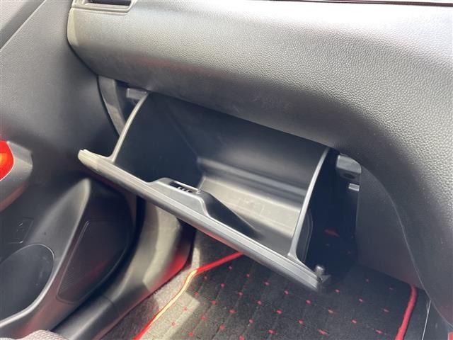 Suzuki SWIFT 2018 7580490-9