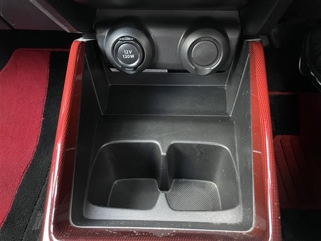 Suzuki SWIFT 2018 7580548-10