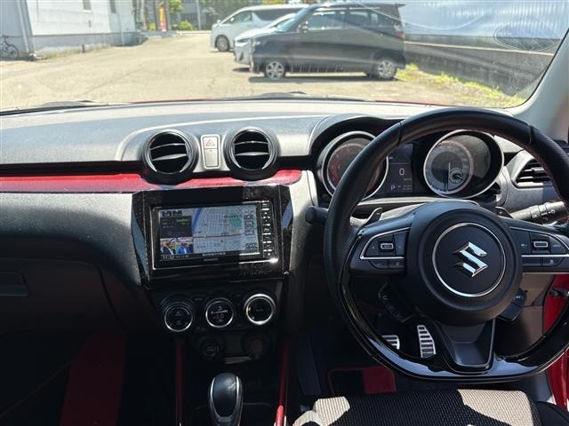 Suzuki SWIFT 2022 7580582-14