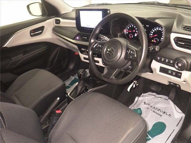 Suzuki SWIFT 2024 7580810-3
