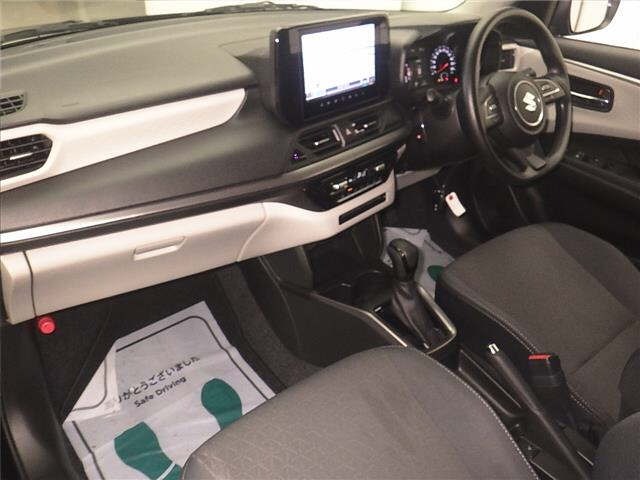 Suzuki SWIFT 2024 7580810-4