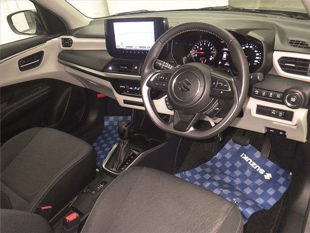 Suzuki SWIFT 2024 7580835-3