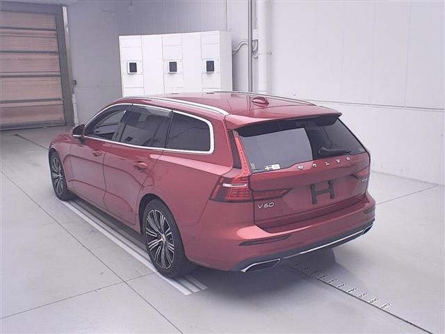 Volvo V60 2019 7594496-1