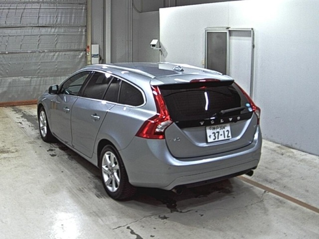 Volvo V60 2014 7594499-1