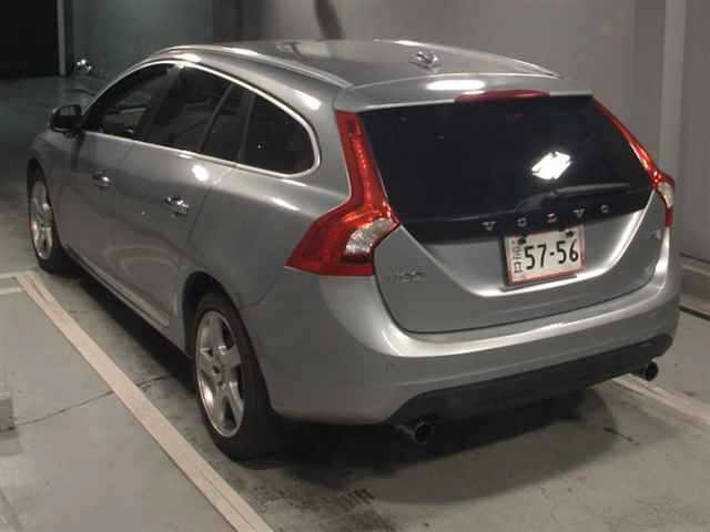 Volvo V60 2011 7594500-1