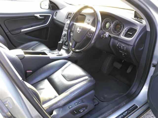 Volvo V60 2011 7594500-3