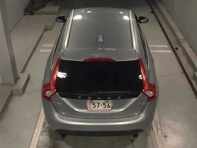 Volvo V60 2011 7594500-7