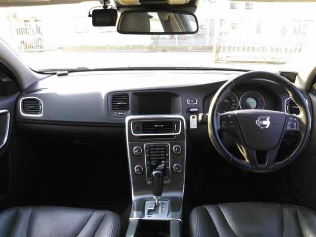 Volvo V60 2011 7594500-8