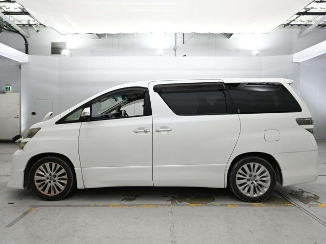 Toyota VELLFIRE 2012 7586025-4