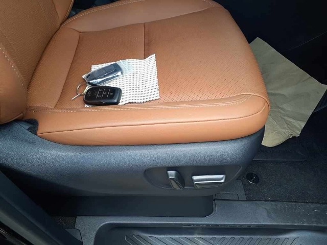 Toyota VELLFIRE 2025 7586052-10