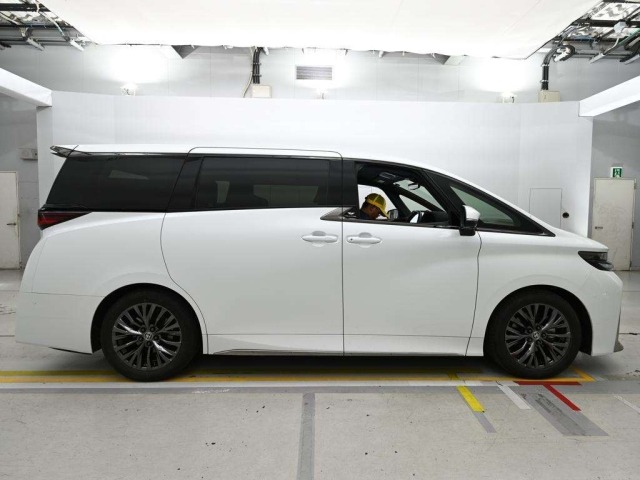 Toyota VELLFIRE 2024 7586087-3