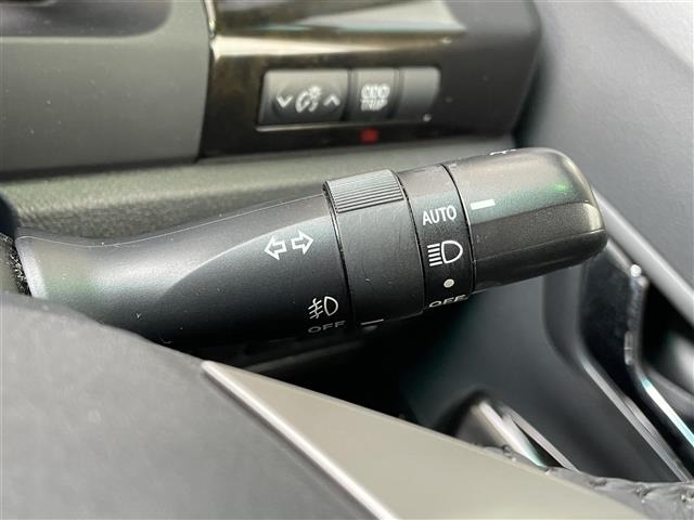 Toyota VELLFIRE 2014 7586505-1