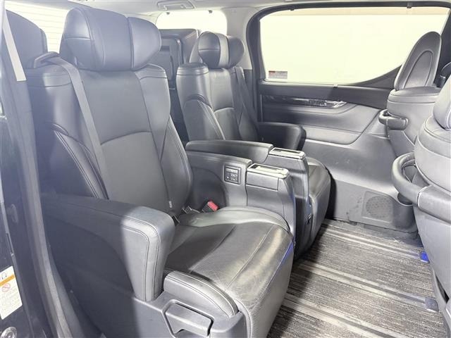 Toyota VELLFIRE 2018 7587046-11