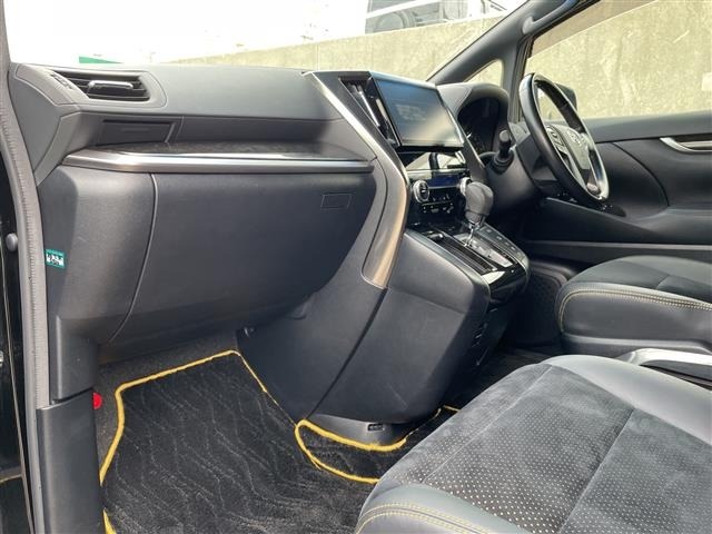 Toyota VELLFIRE 2017 7587211-4