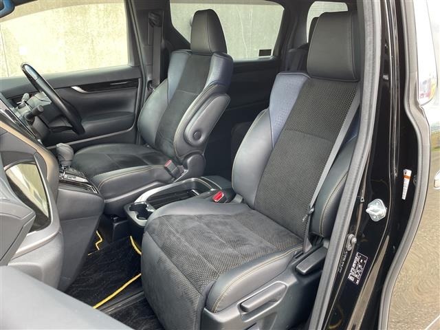 Toyota VELLFIRE 2017 7587211-6