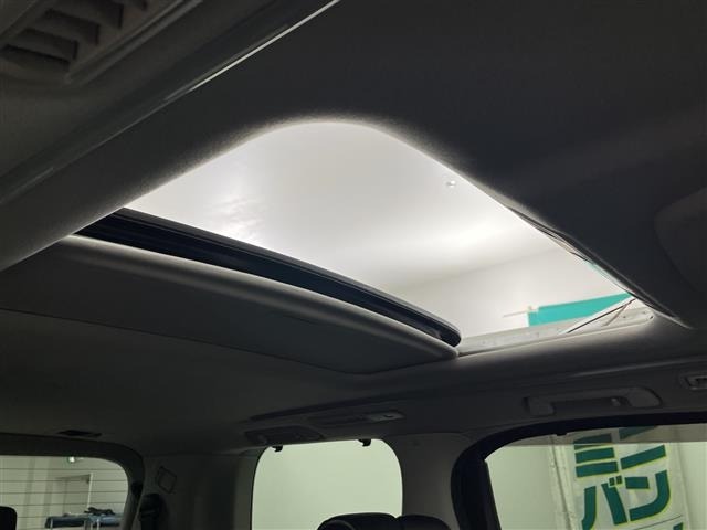 Toyota VELLFIRE 2019 7587268-17