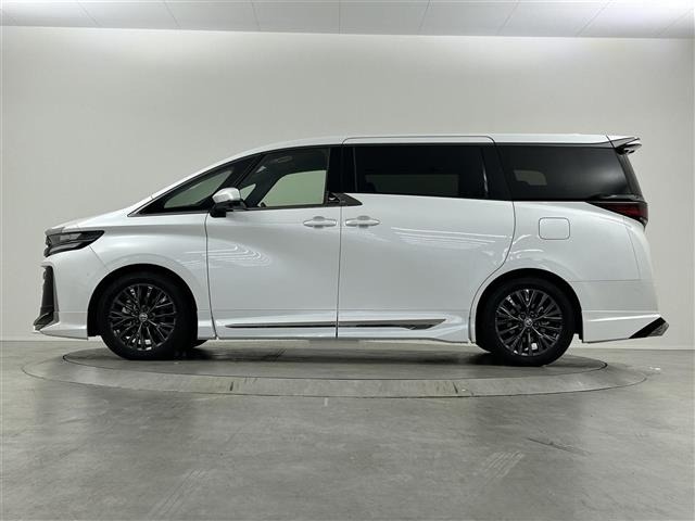 Toyota VELLFIRE 2025 7587348-14
