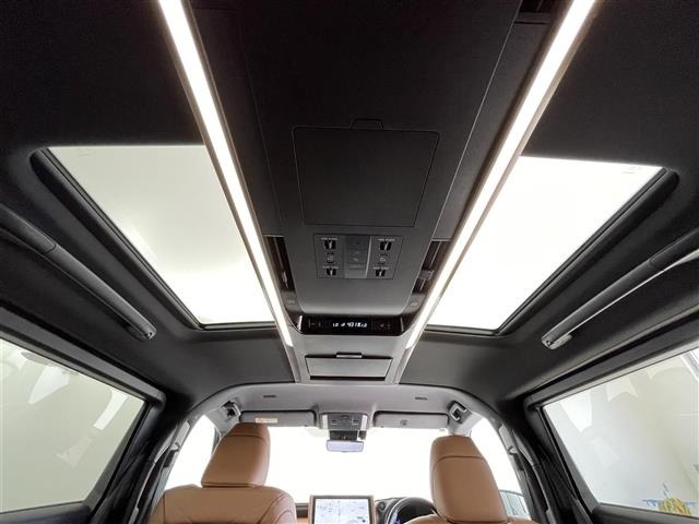 Toyota VELLFIRE 2024 7587374-17