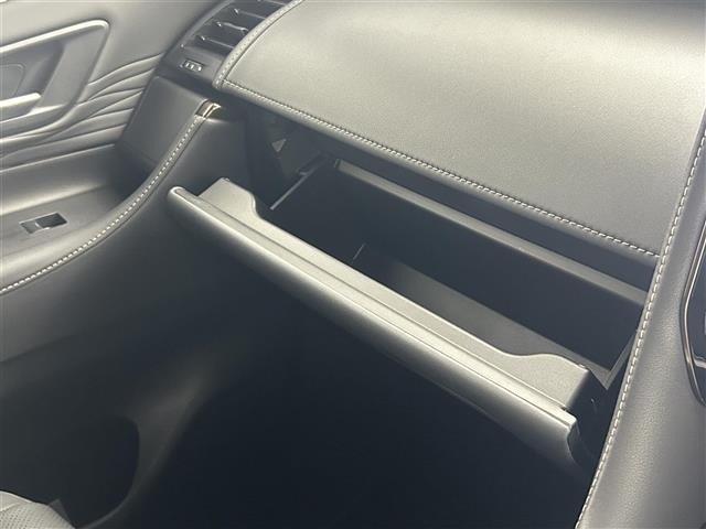Toyota VELLFIRE 2025 7587388-22