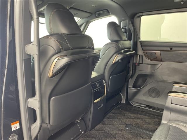 Toyota VELLFIRE 2024 7587473-11