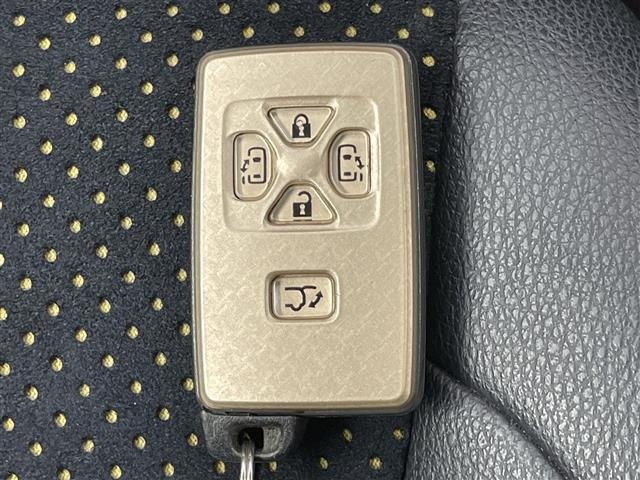 Toyota VELLFIRE 2014 7587487-4