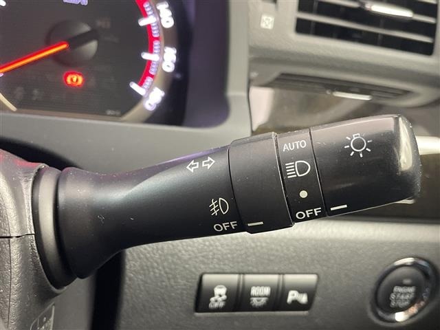 Toyota VELLFIRE 2014 7587487-5