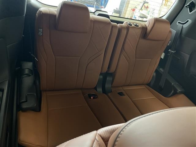 Toyota VELLFIRE 2025 7587488-12