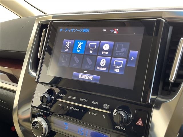 Toyota VELLFIRE 2017 7587534-18