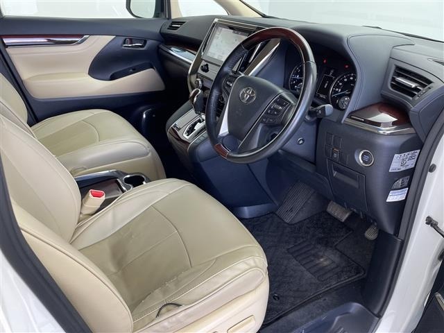 Toyota VELLFIRE 2017 7587534-6