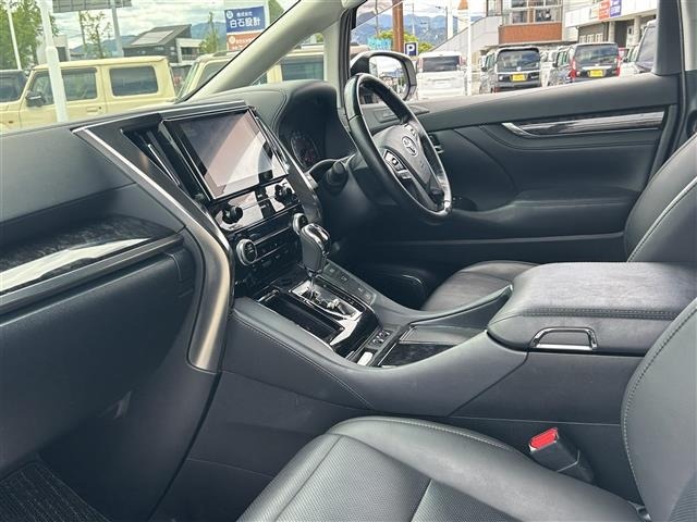 Toyota VELLFIRE 2020 7587600-10