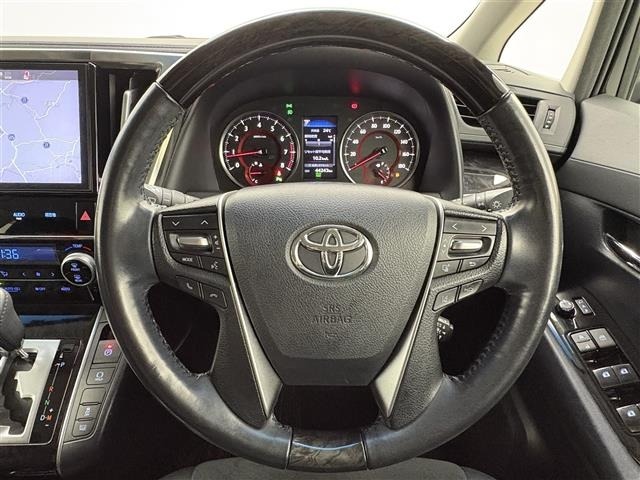 Toyota VELLFIRE 2018 7587652-15
