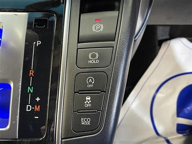 Toyota VELLFIRE 2017 7587653-2
