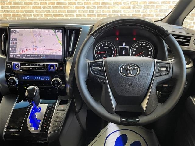 Toyota VELLFIRE 2017 7587653-5