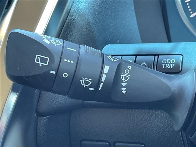 Toyota VELLFIRE 2015 7587674-1