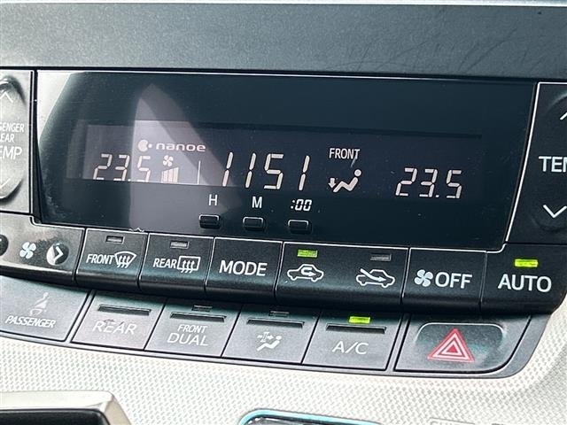 Toyota VELLFIRE 2013 7587746-1