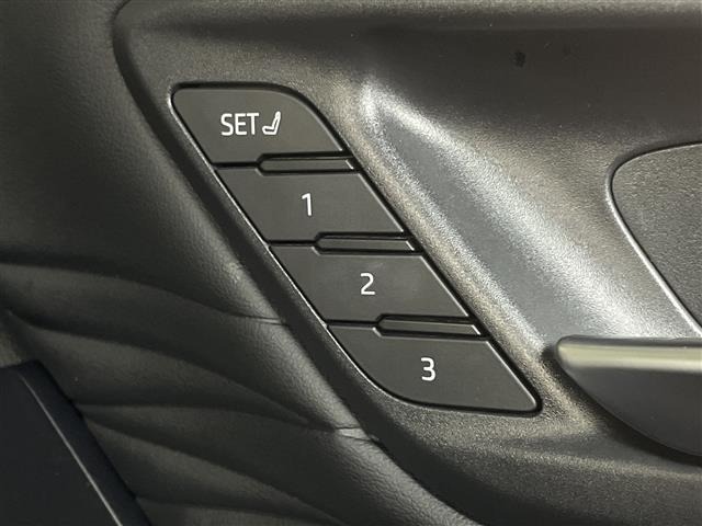 Toyota VELLFIRE 2024 7587809-11