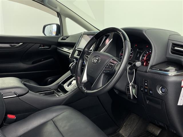 Toyota VELLFIRE 2019 7587826-17